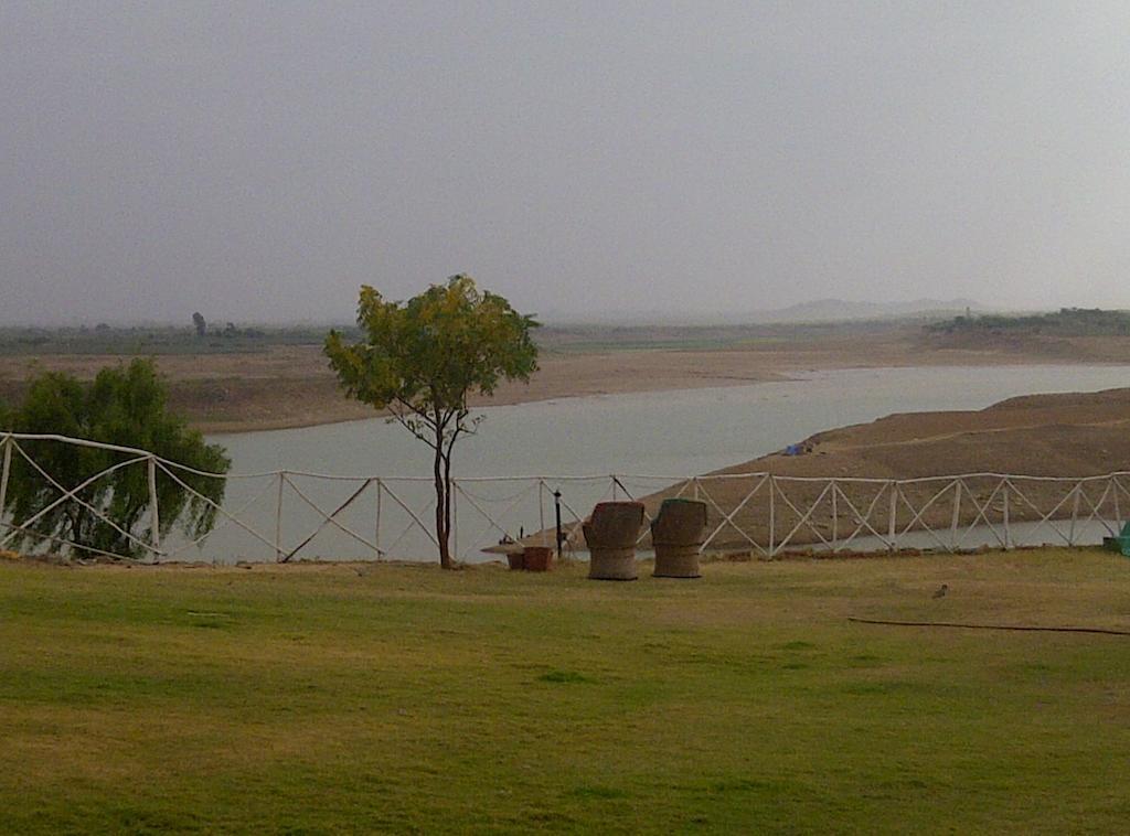 Kutch Safari Lodge Bhuj Exterior foto